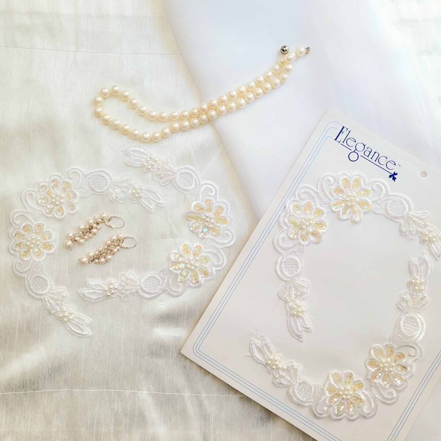 Vintage Bridal Flower Bud Lace Applique (Pack of 2)