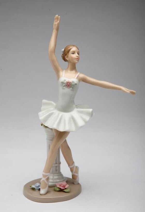 Ceramic Ballerina In Point Position Figurine, Home D&#xE9;cor, Gift for Her, Gift for Daughter, Gift for Ballerina Dancer