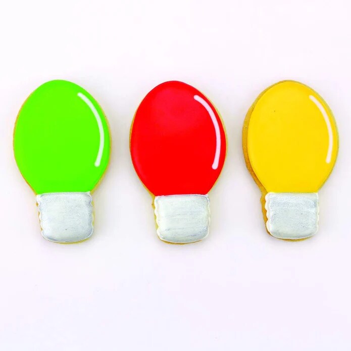 Ann Clark Christmas Lights and Light Bulb Cookie Cutter, 3.25&#x22;