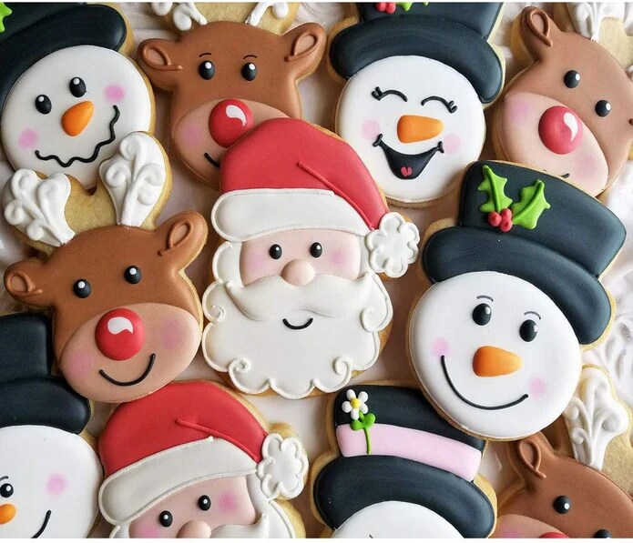 Ann Clark Reindeer Head Face Cookie Cutter, 4&#x22;