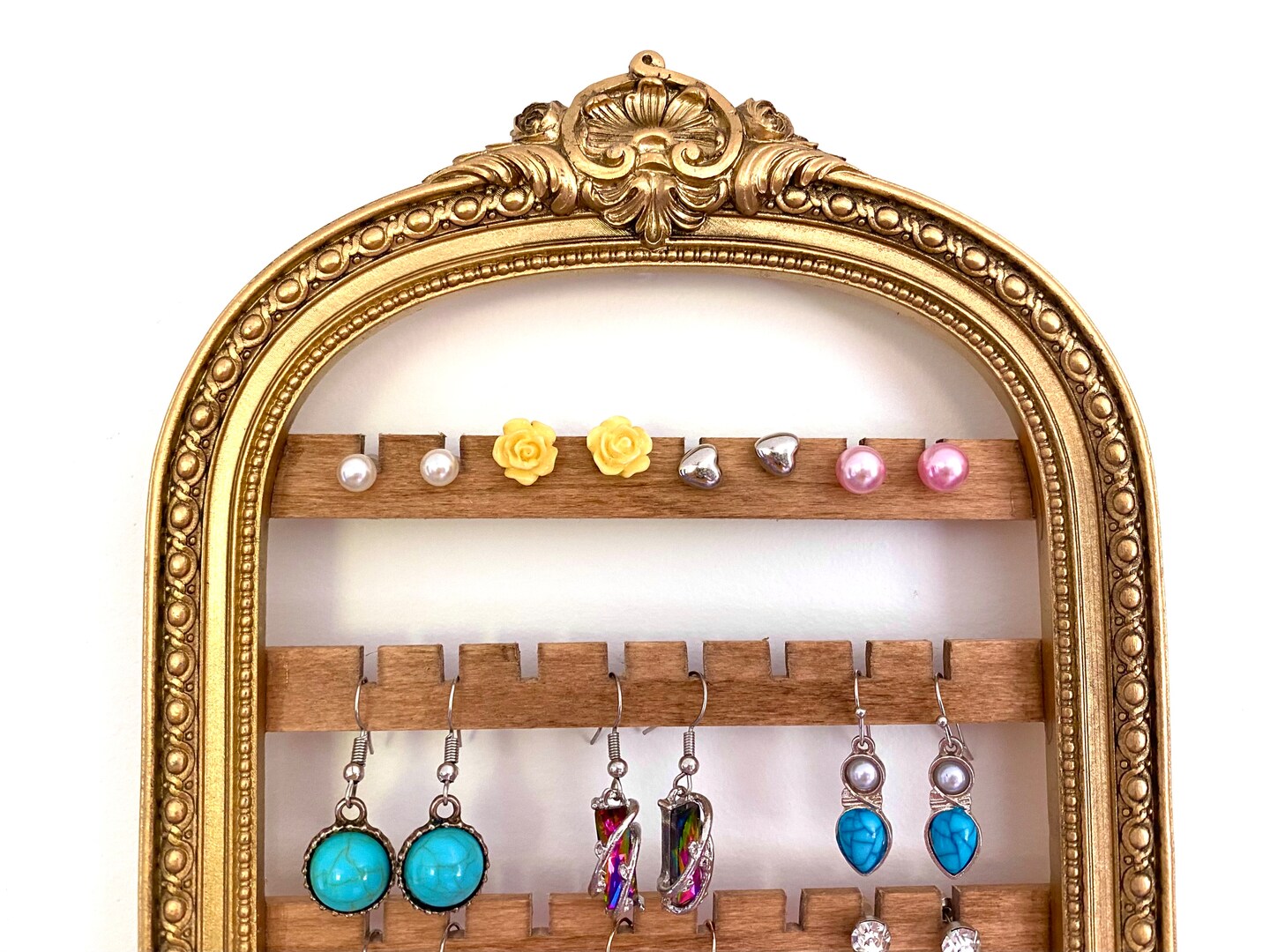 Earring holder. necklace holder. earring organizer. jewelry sale organizer. jewelry display stand. necklace display.