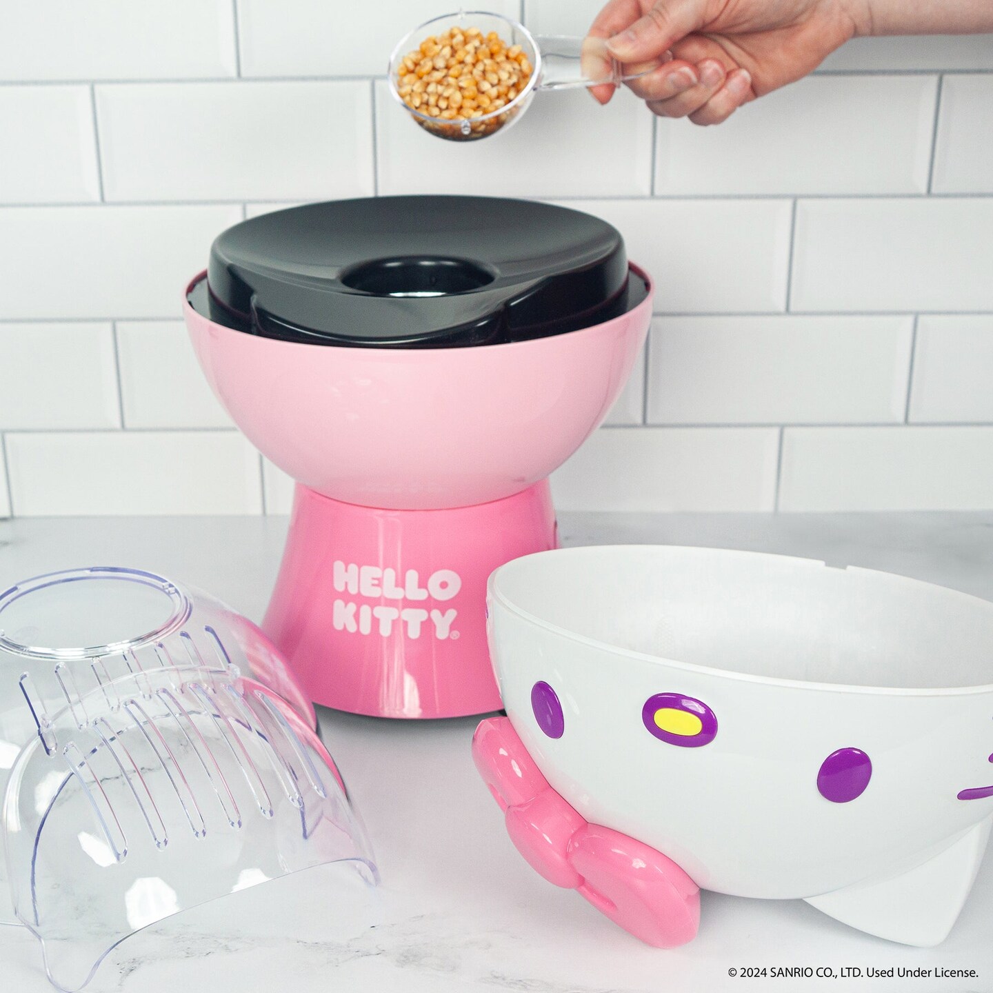 Uncanny Brands Hello Kitty Popcorn Maker
