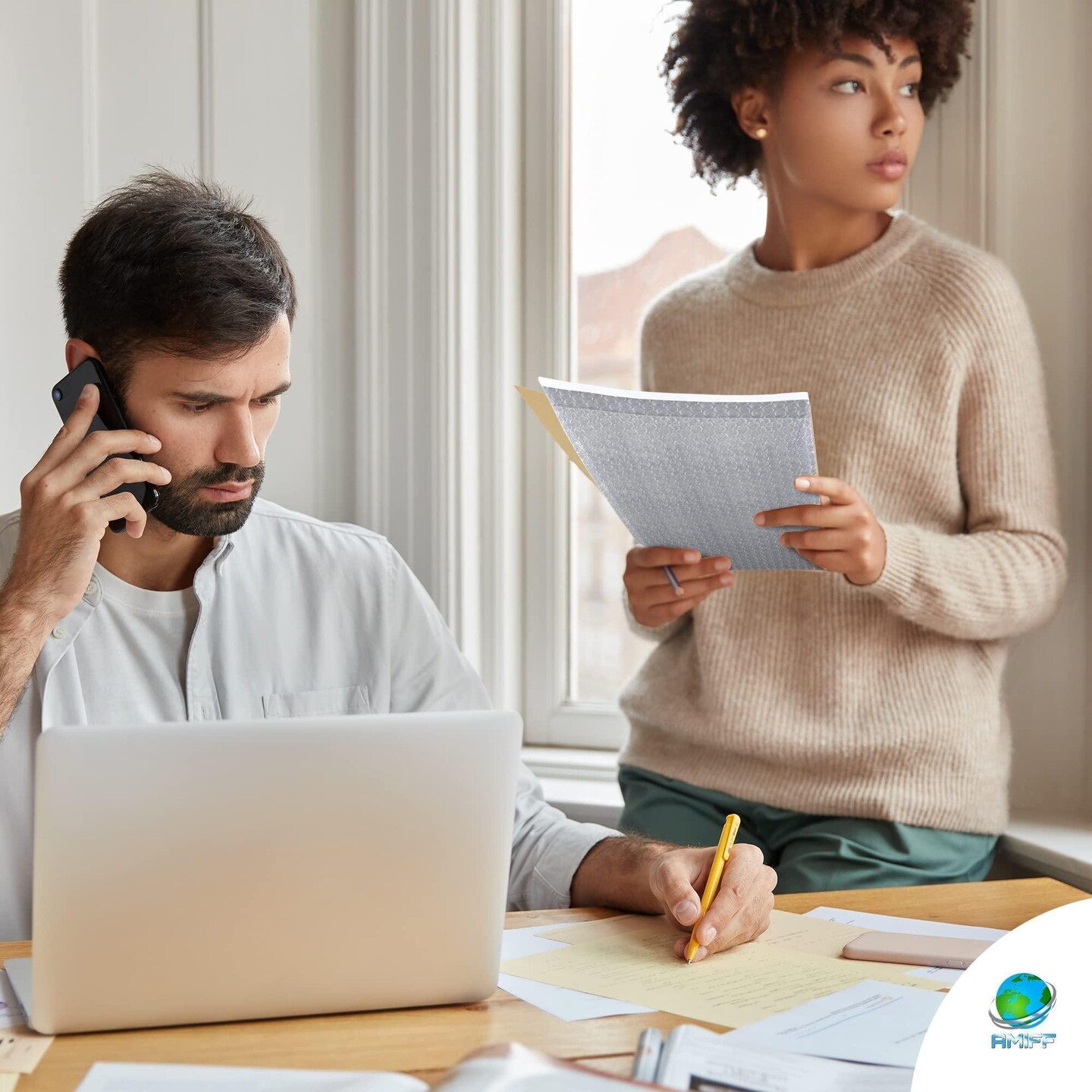 Self Seal Bubble Pouches 12 x 11.5 Pack of 25 Packing Bubble Bags for Shipping with Bubble Cushion Waterproof Clear Bubble Out Bag with Adhesive Closure Small Bubble Bags for Packing Mailing