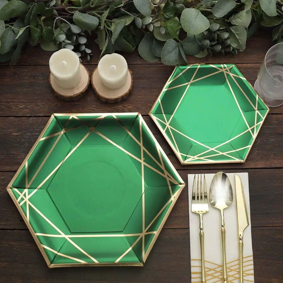 25 Hunter Green 9&#x22; Hexagon Paper Salad Dinner Plates