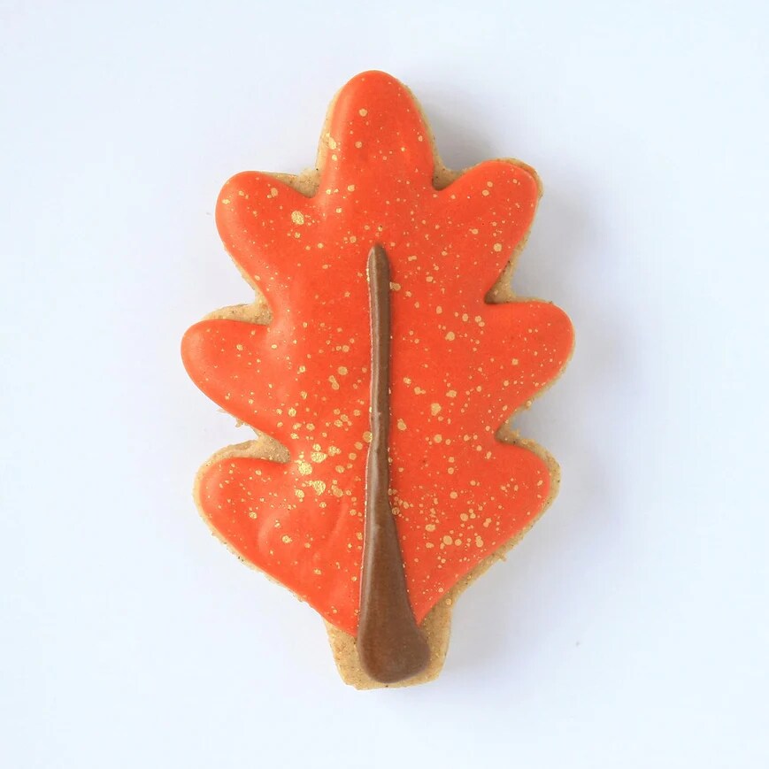 Ann Clark Small Oak Leaf Cookie Cutter, 3&#x22;