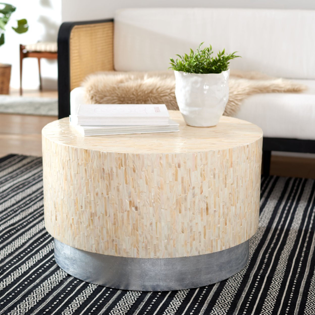 Safavieh   Scarlett Round Coffee Table Natural