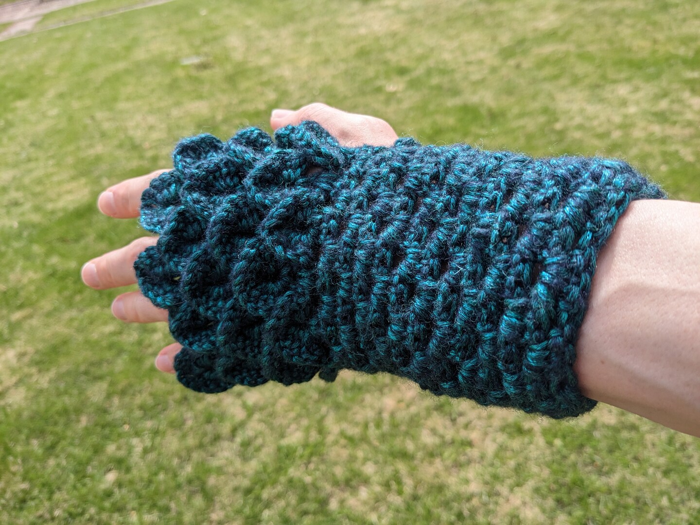 Dragon Scale Fingerless Gloves