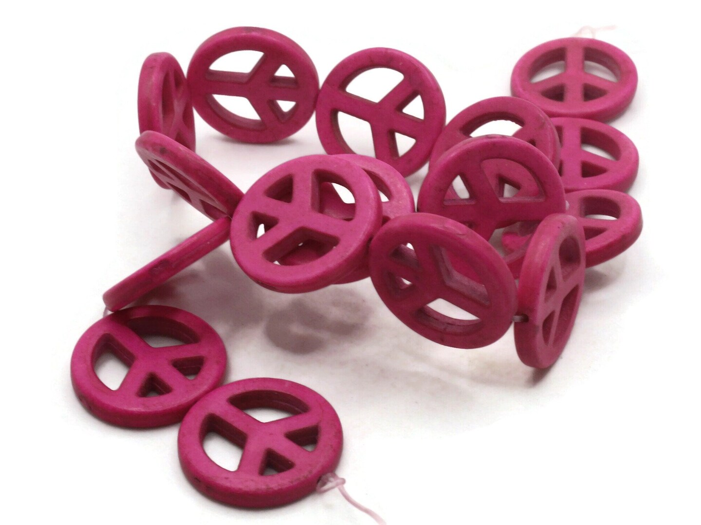 15 25mm Pink Peace Symbol Dyed Synthetic Turquoise Stone Beads bB3