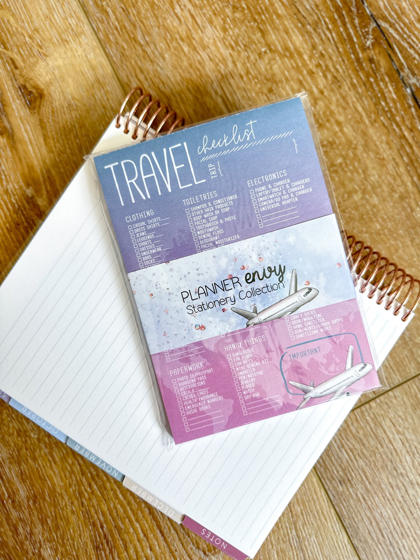 Travel Essentials Checklist Things to Pack Notepad - 5x7 Inches (*Notepad Only*) (NPE002)