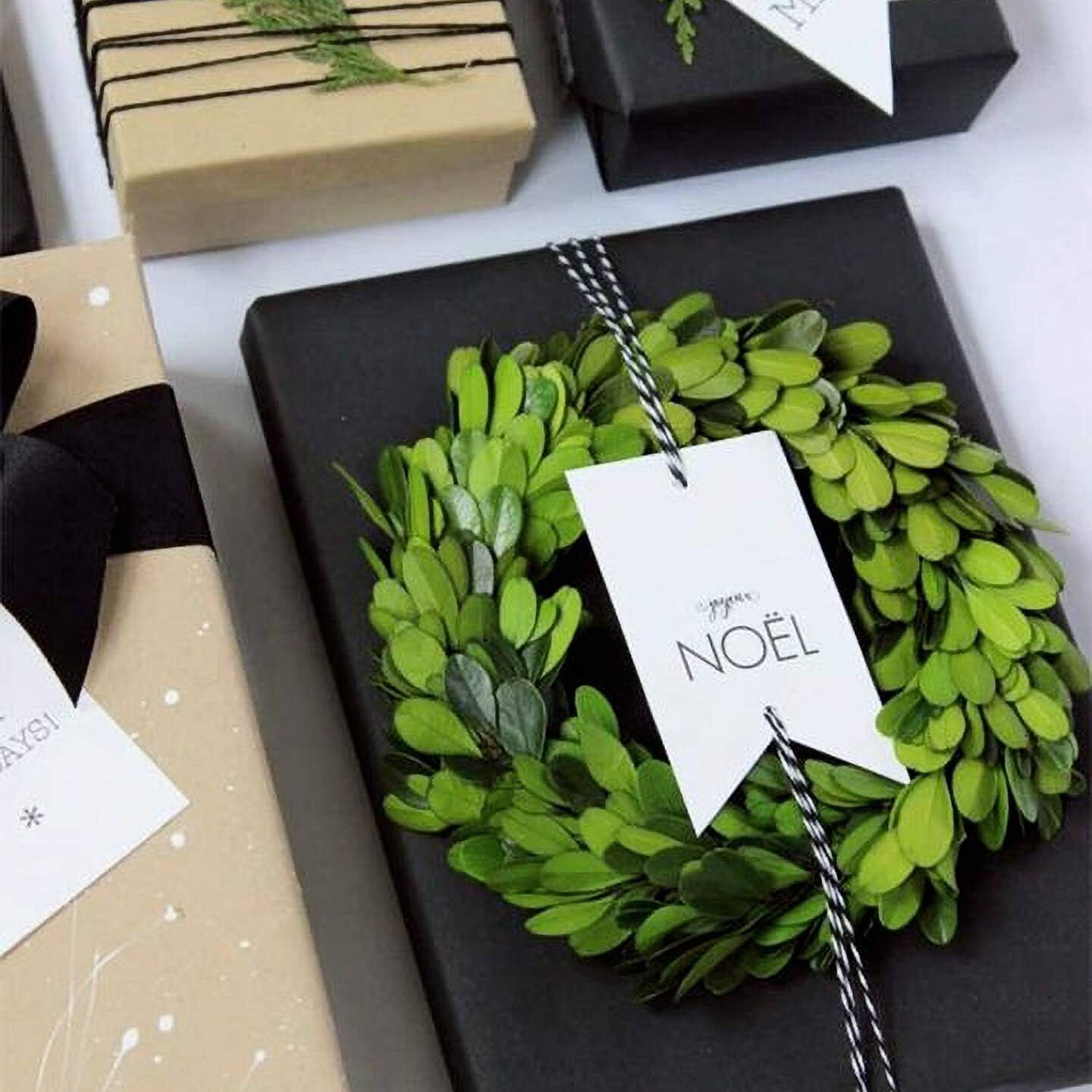 Black Kraft Paper Roll - 36 inches x 100 feet - Recyclable Paper Perfect for Wrapping, Craft, Packing, Floor Covering, Dunnage, Parcel, Table Runner