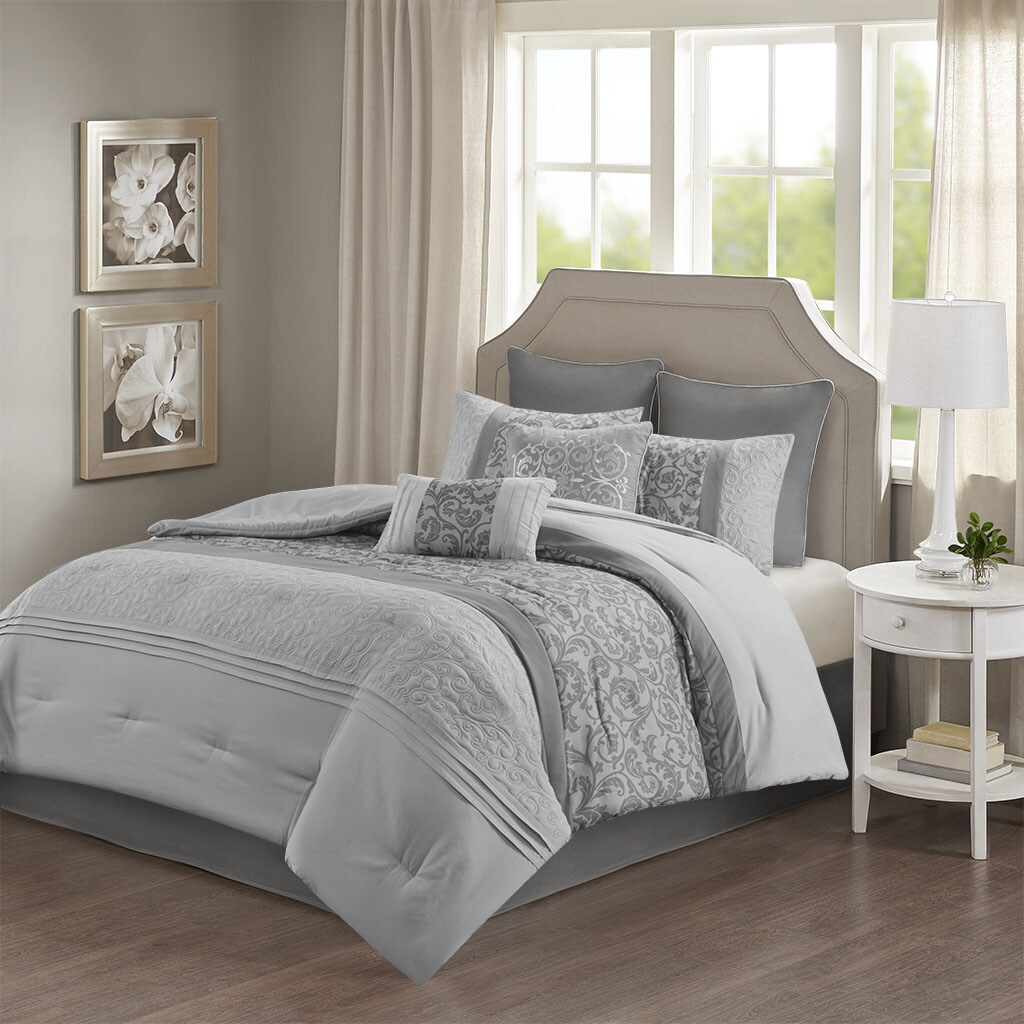 Gracie Mills   Embroidered 8 Piece Comforter Set