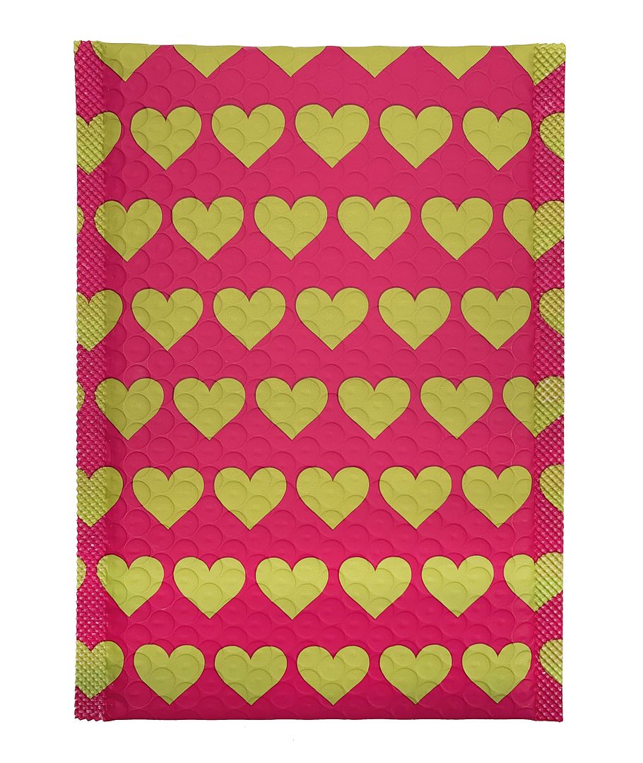 Great Papers! Mailer, Bubble, Pink with Gold Hearts, Poly Tear and Moisture Resistant, 6" x 9", 25 count