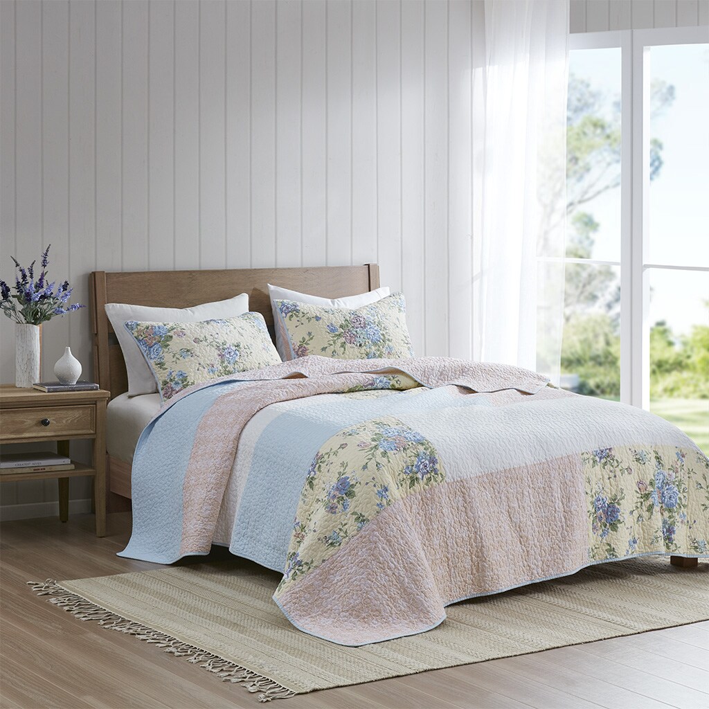 Gracie Mills   3 Piece Reversible Cotton Quilt Set