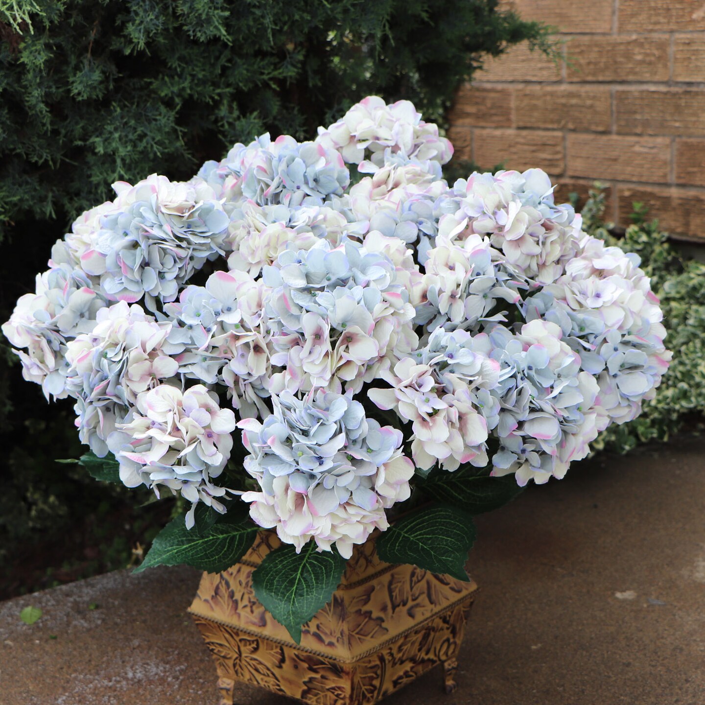 20" Hydrangea Bush - 7 Silk Flowers with Lifelike Leaves, Artificial Greenery, Perfect for Home, Office & Wedding Décor - Spring & Year-Round Accent, Floral Home by Artificial Flowers
