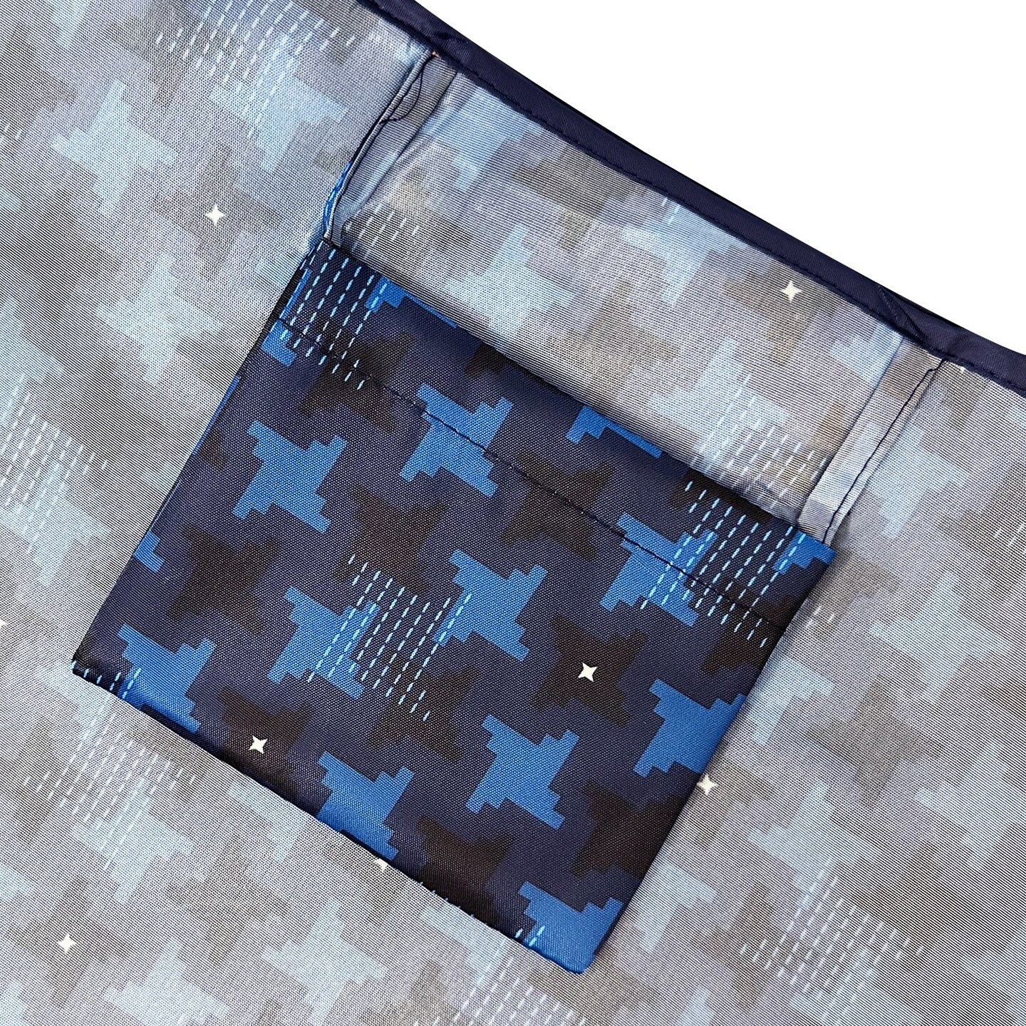 Wrapables Large & Small Foldable Tote Nylon Reusable Grocery Bags, Set of 2, Ninja Stars