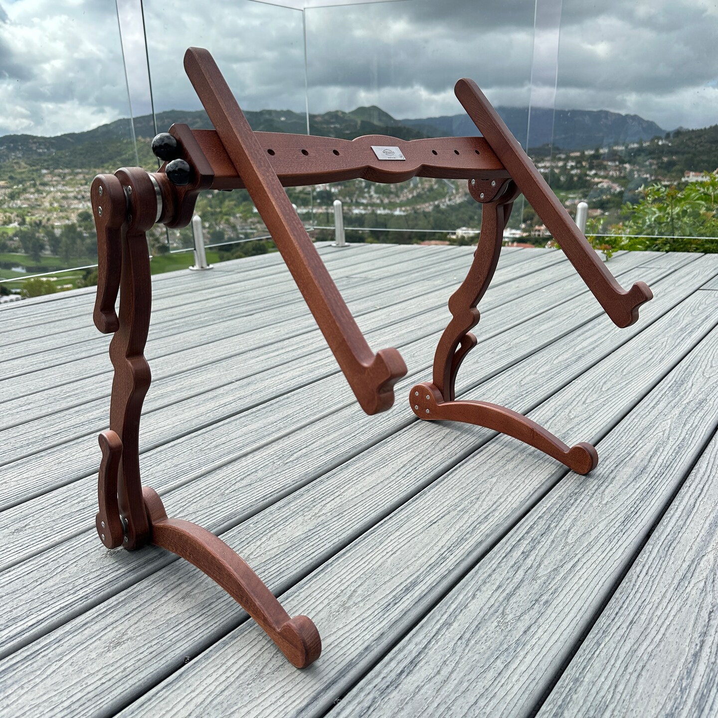 Embroidery frame and Q-Snap stand 