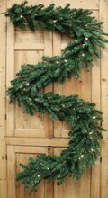 Pre-Lit Northern Pine Garland with 280 Lifelike Green Tips &#x26; Battery Operated Lights | 9-Foot | Indoor/Outdoor Use | Holiday Xmas Accents | Table &#x26; Mantel | Christmas Garlands | Home &#x26; Office Decor (Set of 12)