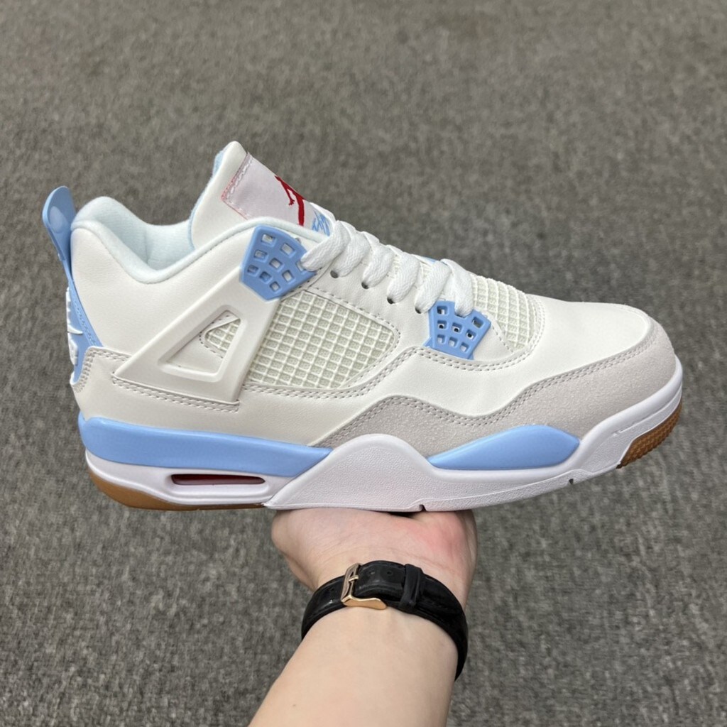 Air jordan 4 white and blue online