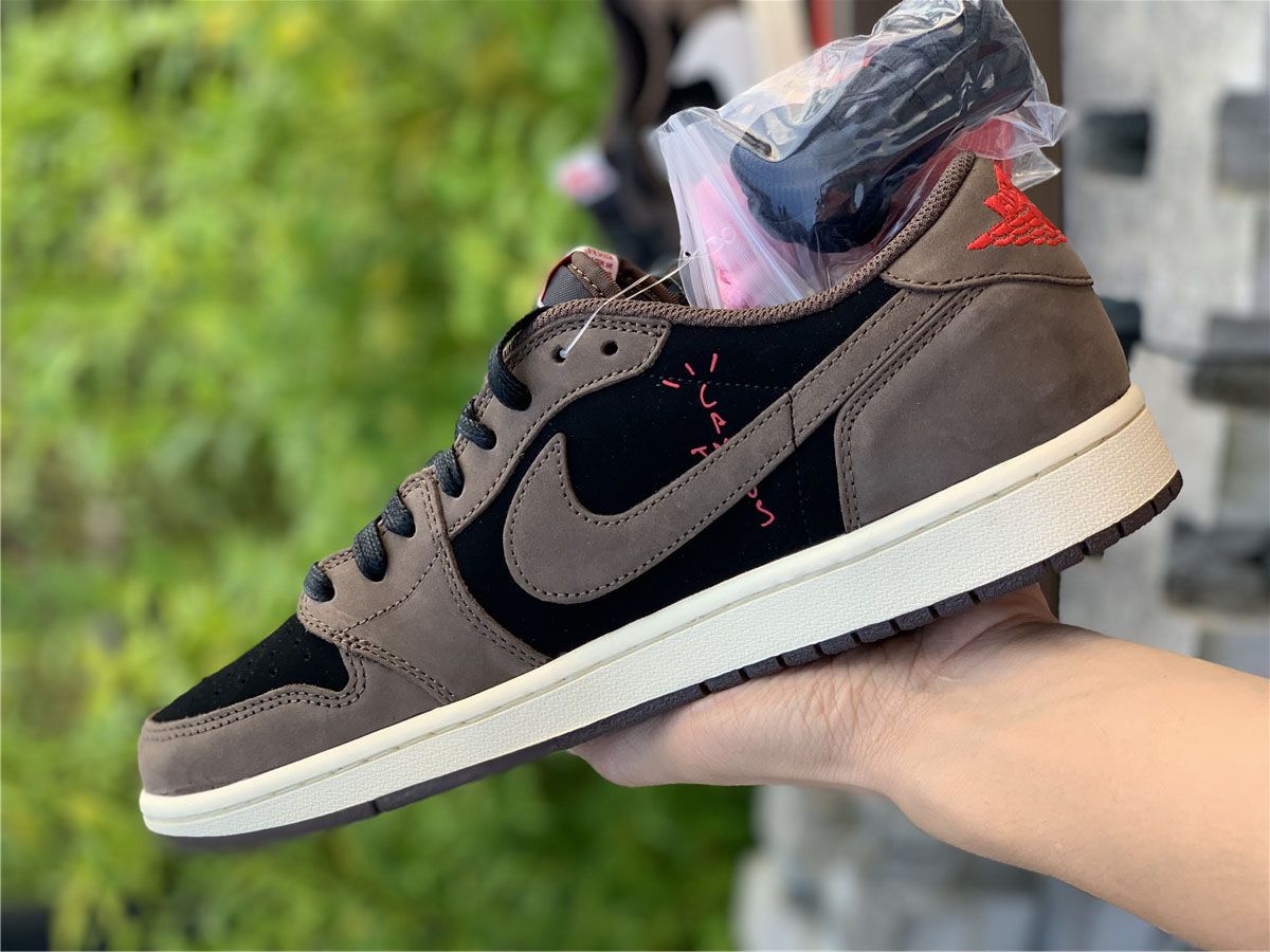 Tra.vis Sc.ott x Air Jordan 1 Low OG SP Dark Mocha For Men And 