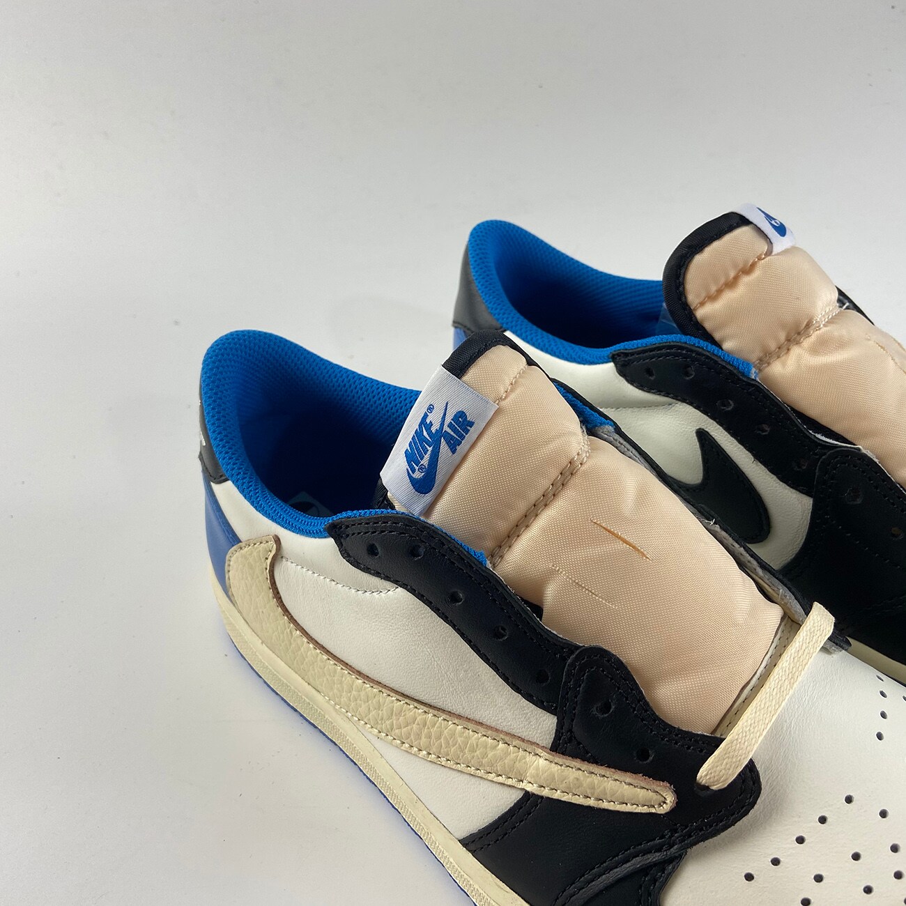 Travis Scott X Fragment X Air Jordan 1 Low OG White Blue Travis Scott X Fragment X Air Jordan 1 Low OG White Blue