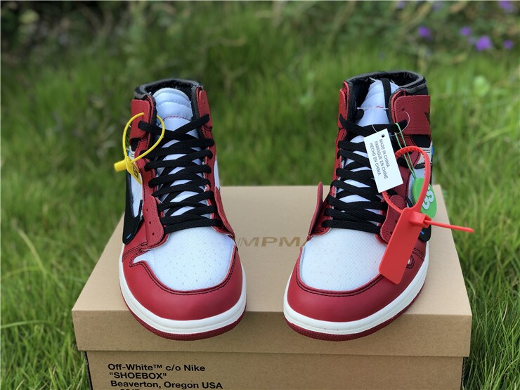 Off white chicago shops 1 box