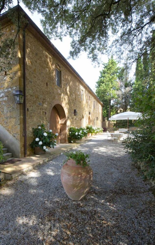 Italy, Tuscany, Petroio Typical Tuscan farmhouse by Gilles Delisle - Item # VARPDXEU16BJY0097