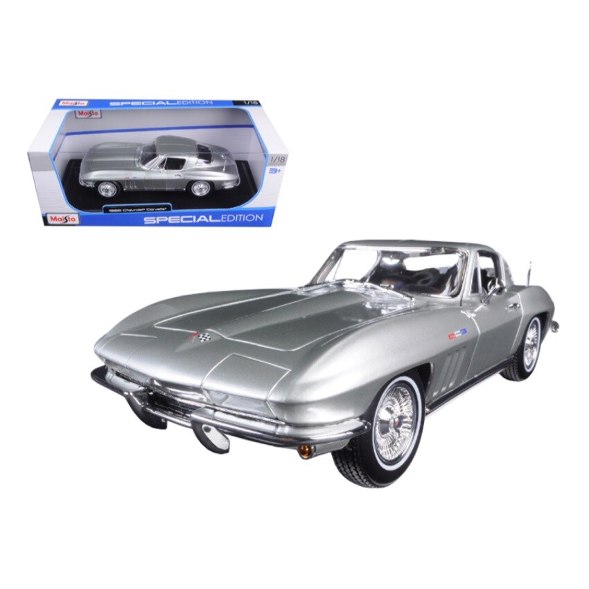 1965 Chevrolet Corvette Silver 1/18 Diecast Model Car by Maisto