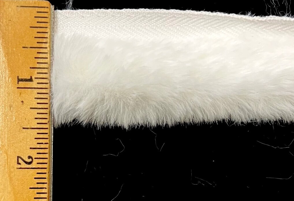 White Faux Fur Trimming with Lip - 3 Continuous Yards