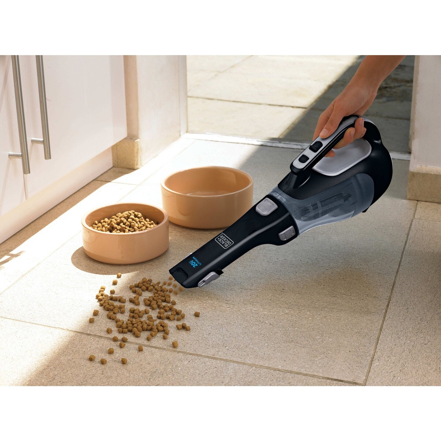 BLACK+DECKER Dustbuster 20V MAX Lithium Handheld Vacuum (BDH2000L)