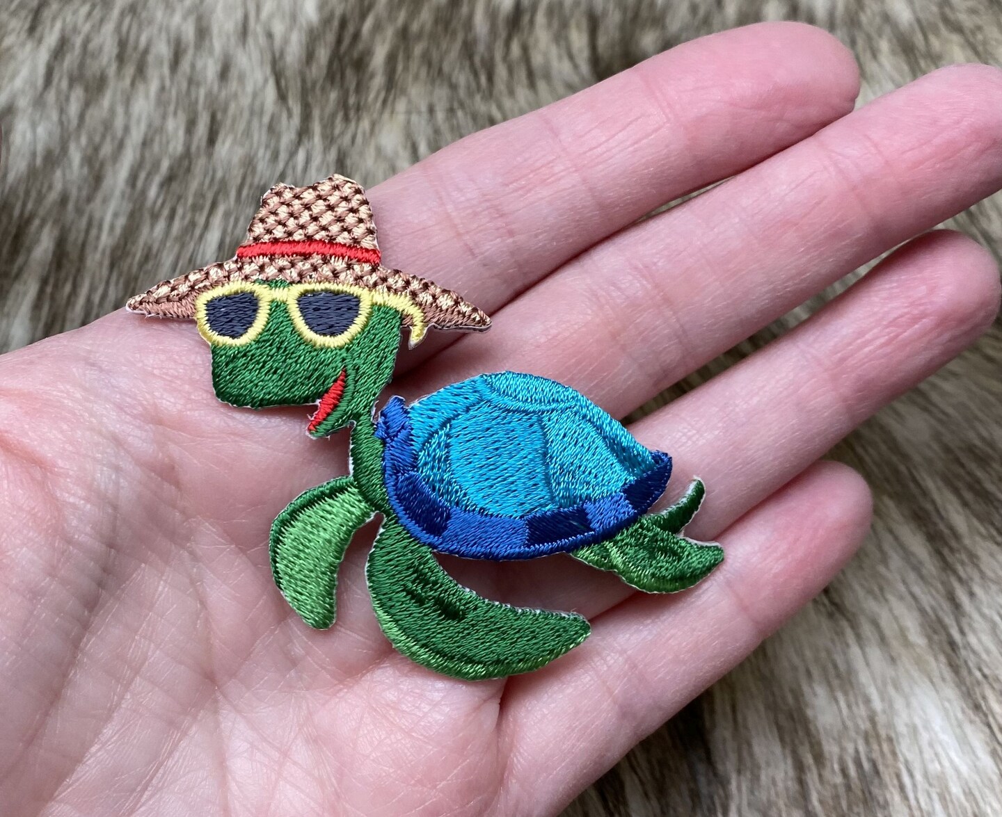 Sea Turtle, Wearing a Straw Hat, Embroidered, Iron on Patch