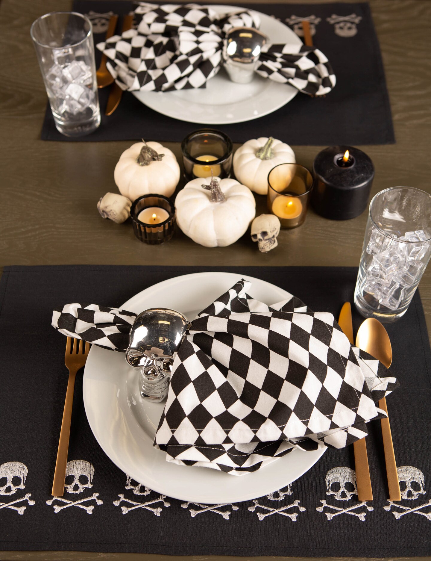 DII Skulls Embroidered Placemat (Set of 4)