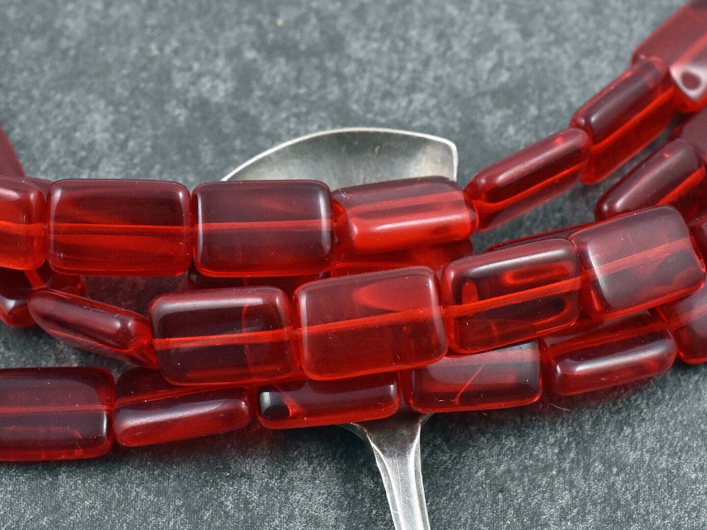 *13* 11x15mm Transparent Siam Ruby Red Pillow Rectangle Beads