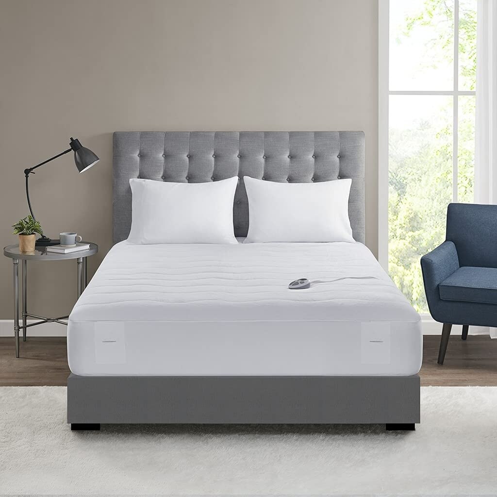 Serta Casual Polyester Plush Top Heated Mattress Pad in White Finish  ST55-0186 | Michaels
