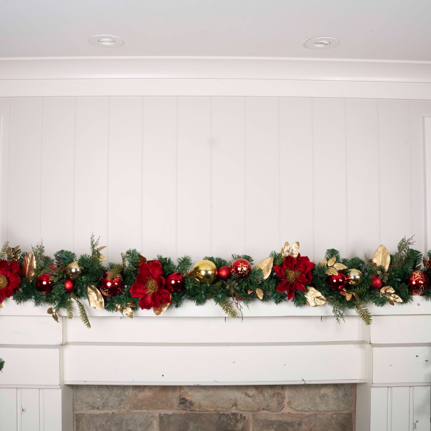 9 ft. Artificial Christmas Garland with Lights - Golden Leaf Red Magnolia