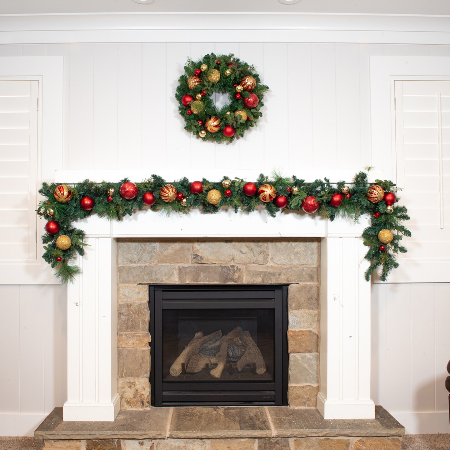 9 ft. Artificial Christmas Garland with Lights - Christmas Classic