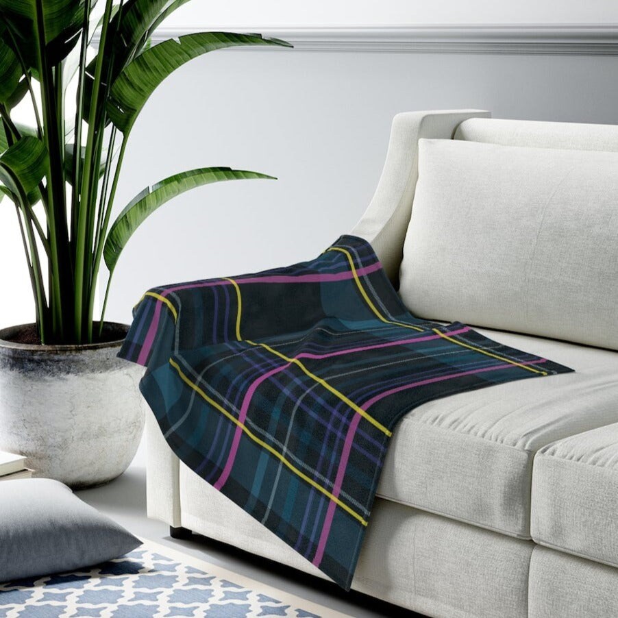 Onetify Blue Plaid Plush Throw Blanket - 3 Sizes