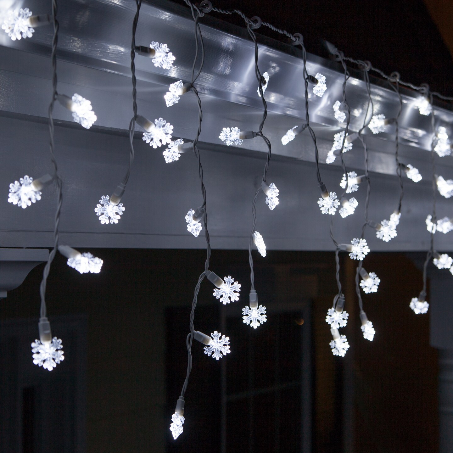70 Cool White Snowflake LED Icicle Light Set with White Wire
