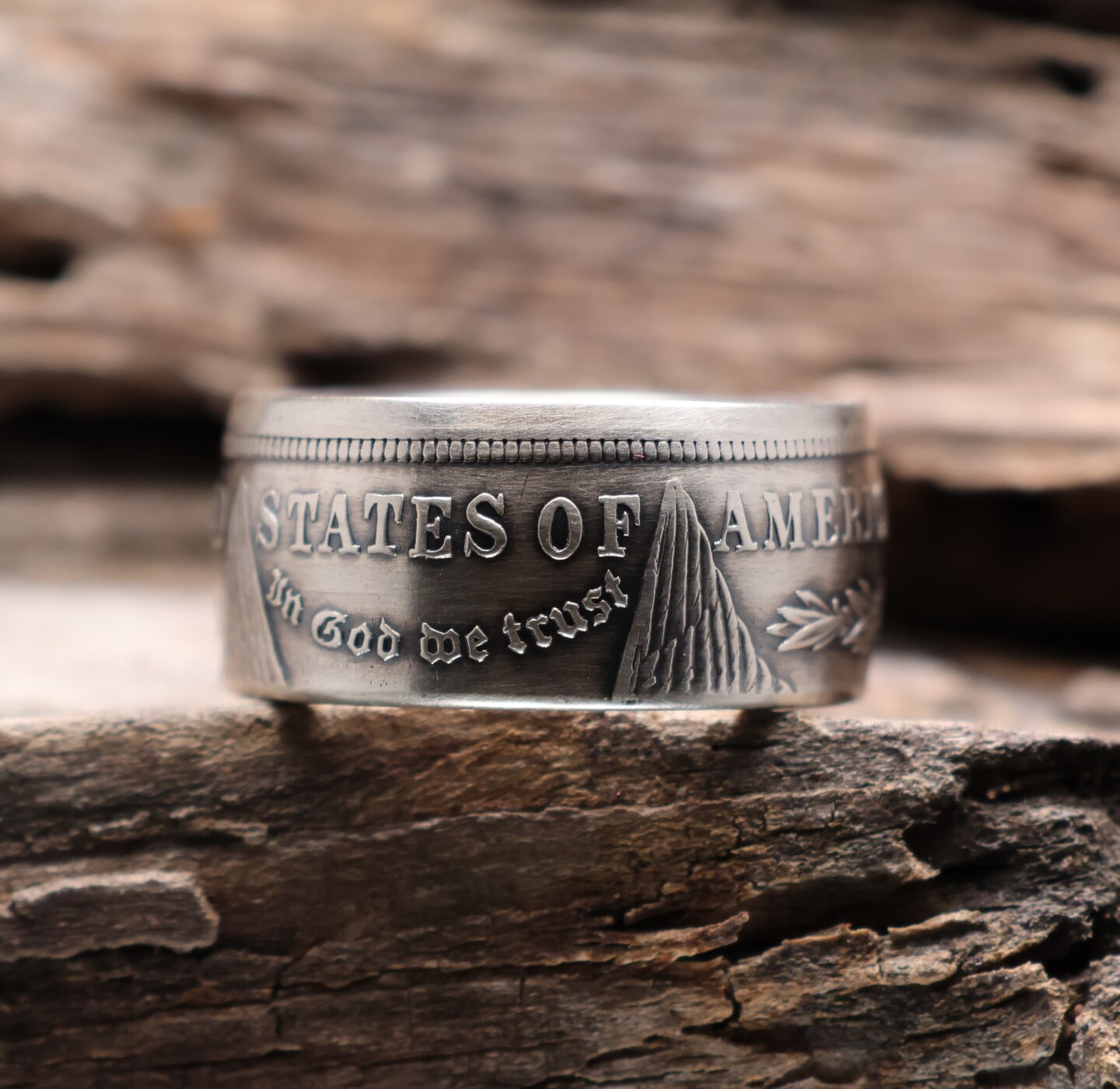 Morgan Dollar deals Coin Ring