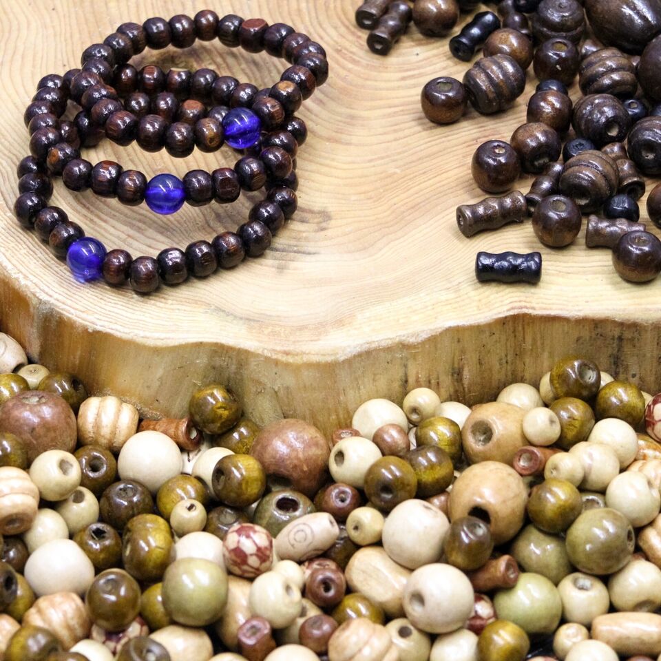 700 PCS Wooden Beads