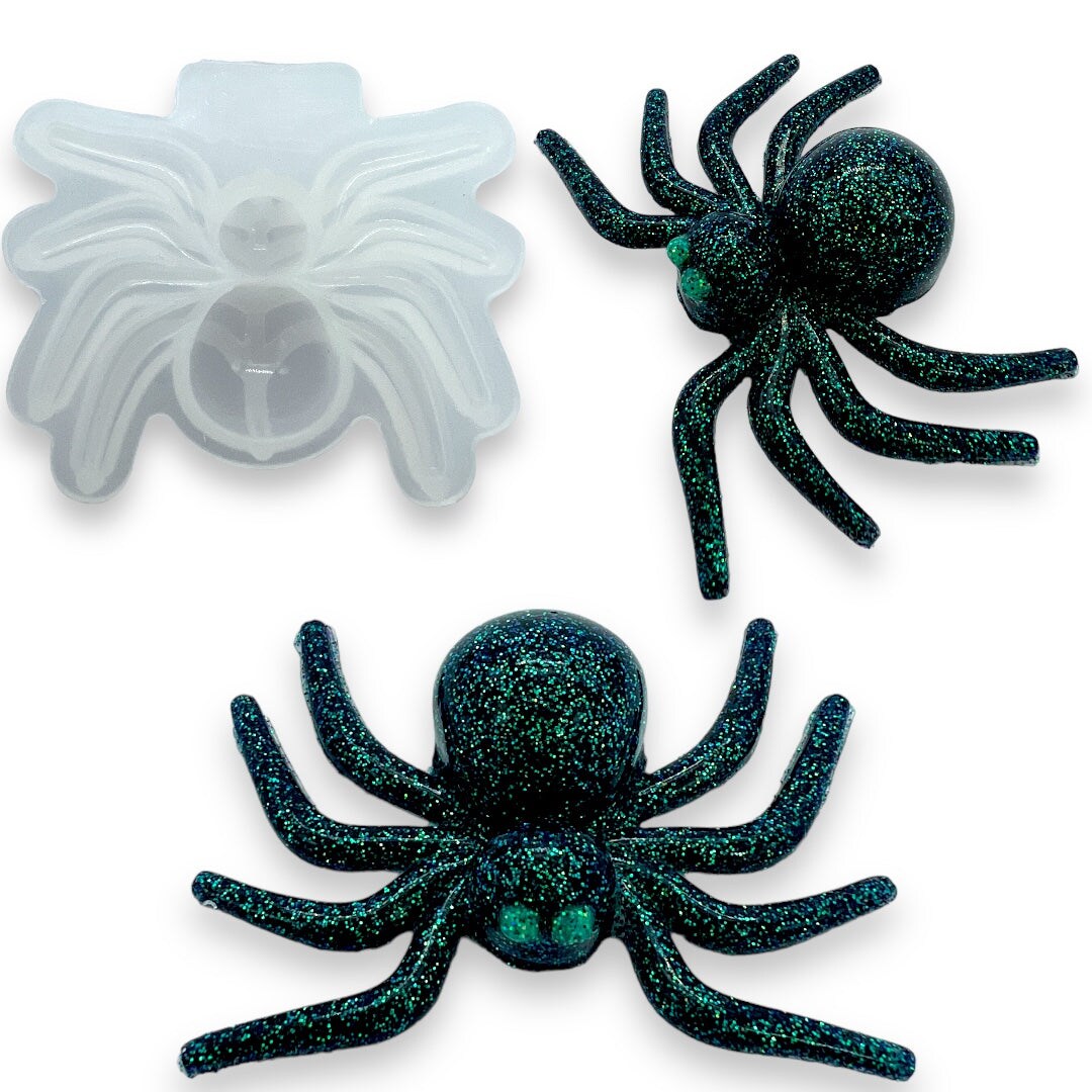 Plastic jumping discount spiders