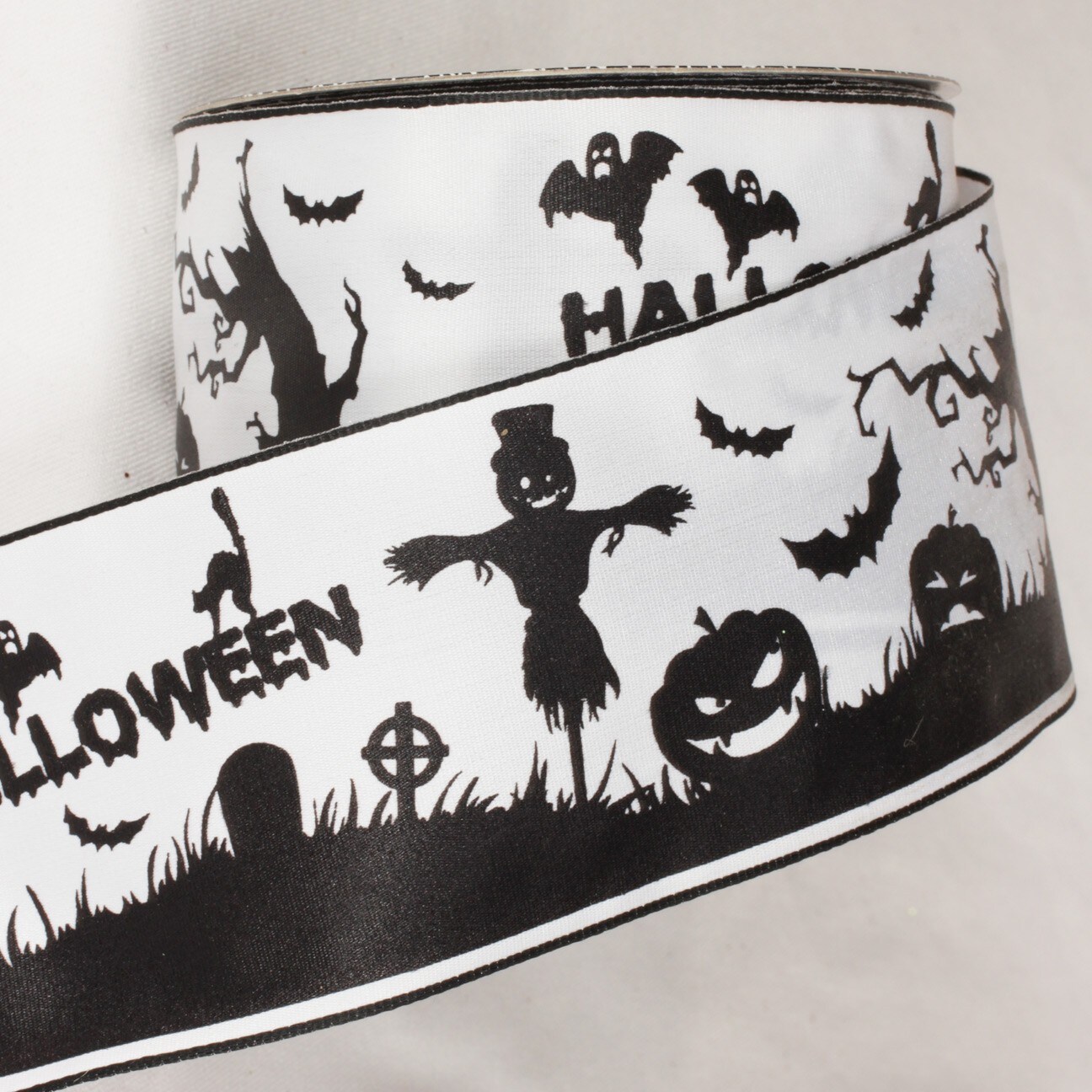 The Ribbon People Black and White Halloween Print Wired Craft Ribbon 2.5" x 40 Yards