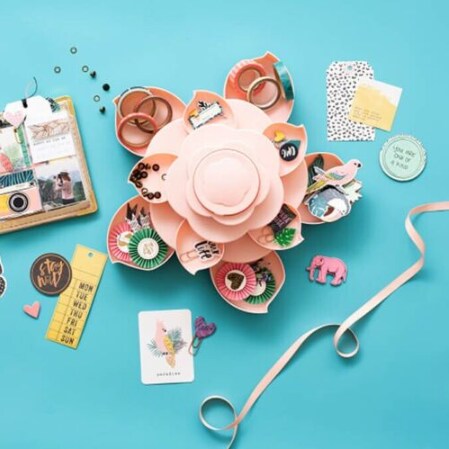 STORAGE - We R Memory Keepers - Mini BLOOM Embellishment Storage PINK 660700