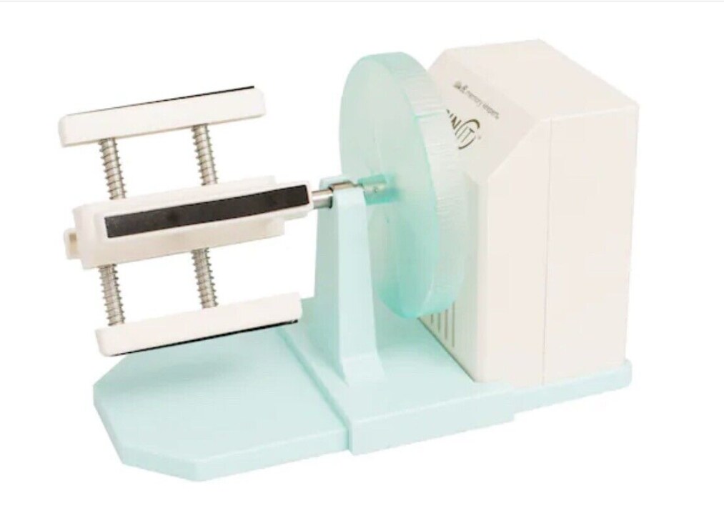 We R Memory Keepers Spin It PRO Tumbler Turner - Rotary Drying Tool 661054