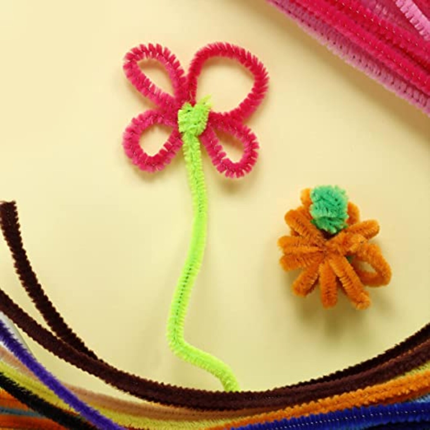 Incraftables 600pcs Craft Pipe Cleaner (20 Colors Chenille Stems) with 2000pcs Poms Poms (0.4 to 1.4 inch Pompoms) with Googly Eyes &#x26; Glue Stick