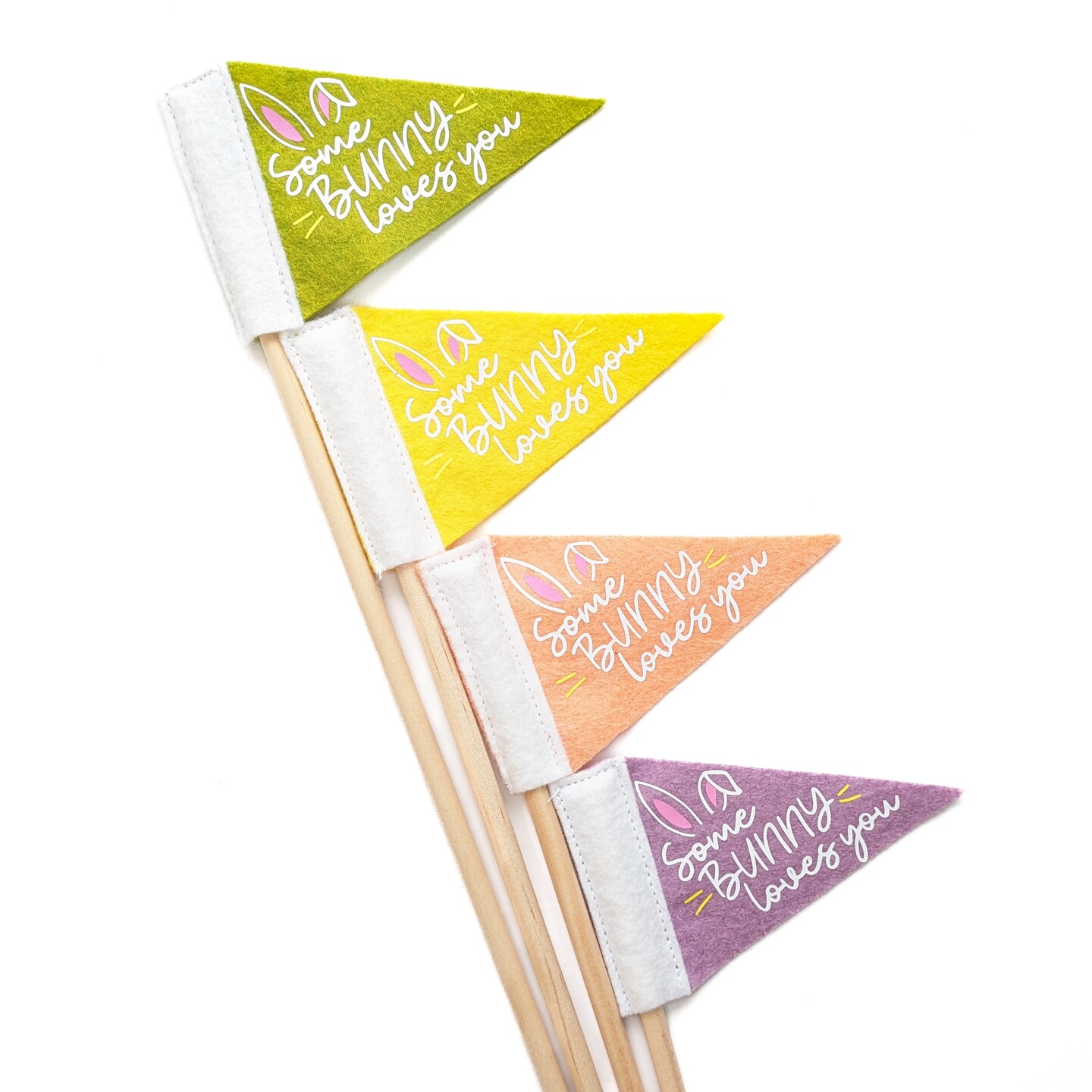 14PCS Felt Baby Monthly Milestone Banners Milestone Signs Pennant Flags Triangle Banner Age Flag Signs Newborn Photos Prop Supplies For Boy Girl First Year Birthday Baby Shower Decor Assorted Color