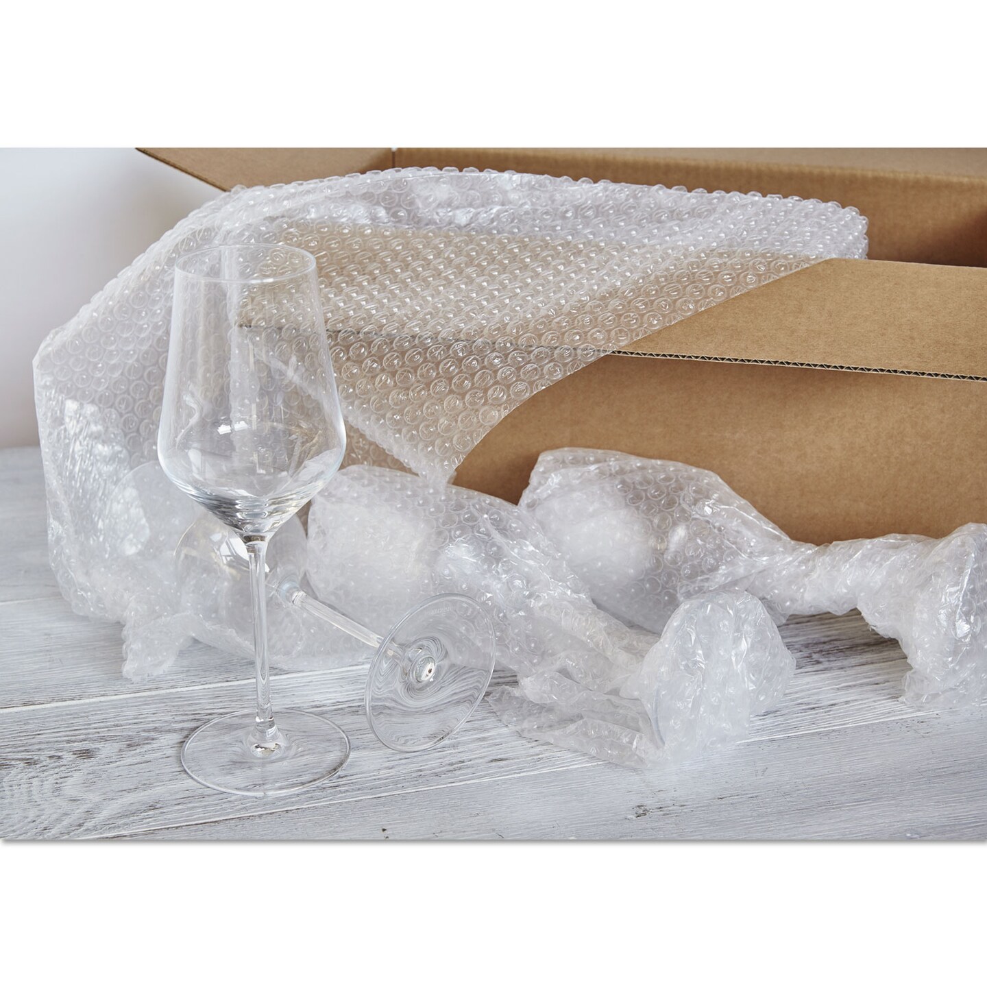 Paper Barrier Bubble Wrap Bubble Wrap® Cushioning Material, 3/16" Thick, 12" x 10 ft.