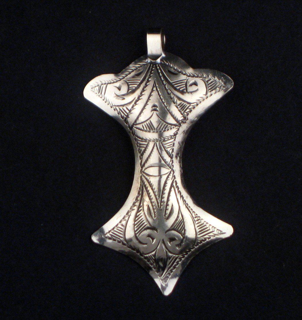TheBeadChest Unique Engraved Silver Moroccan Pendant