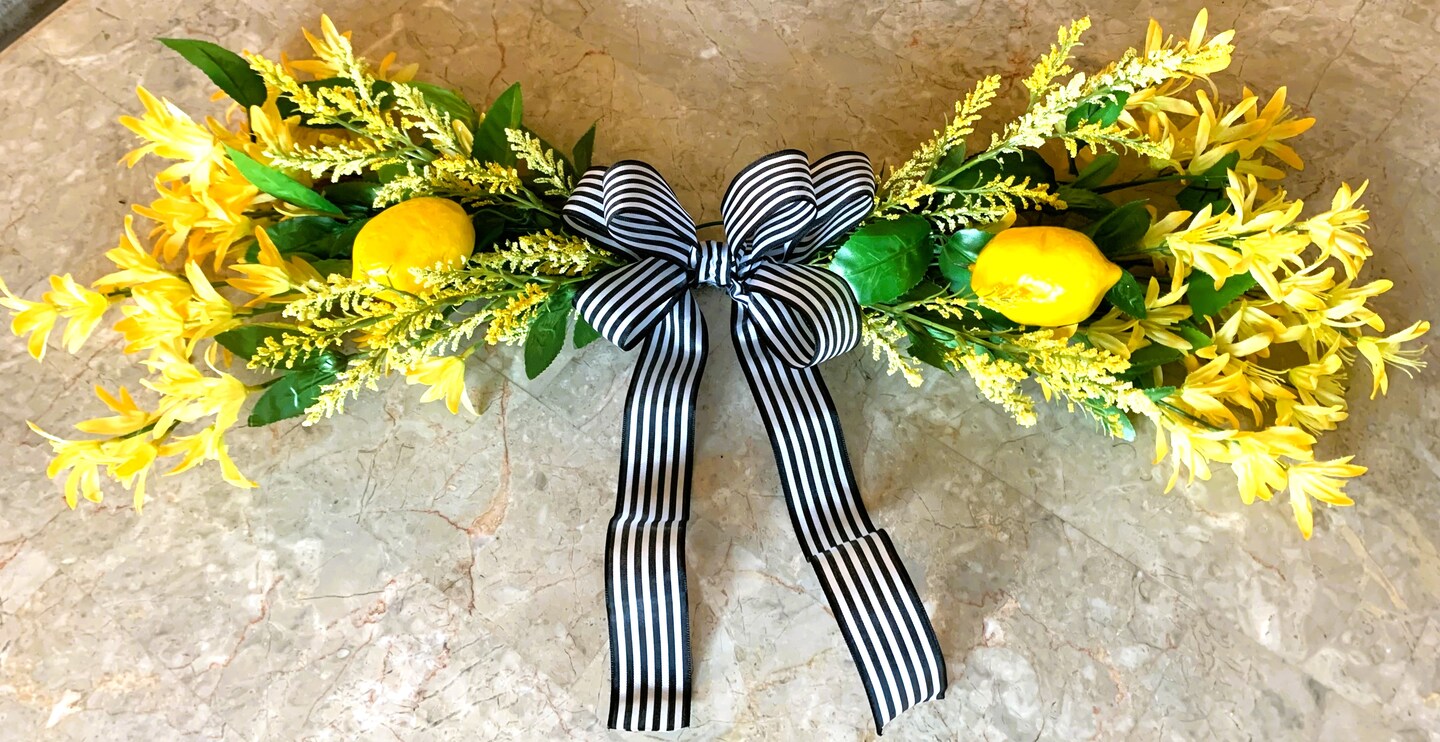 flower_ヴィンテージ Farmhouse Lemon Swag, Yellow Forsythia Swag, Lemon Drop