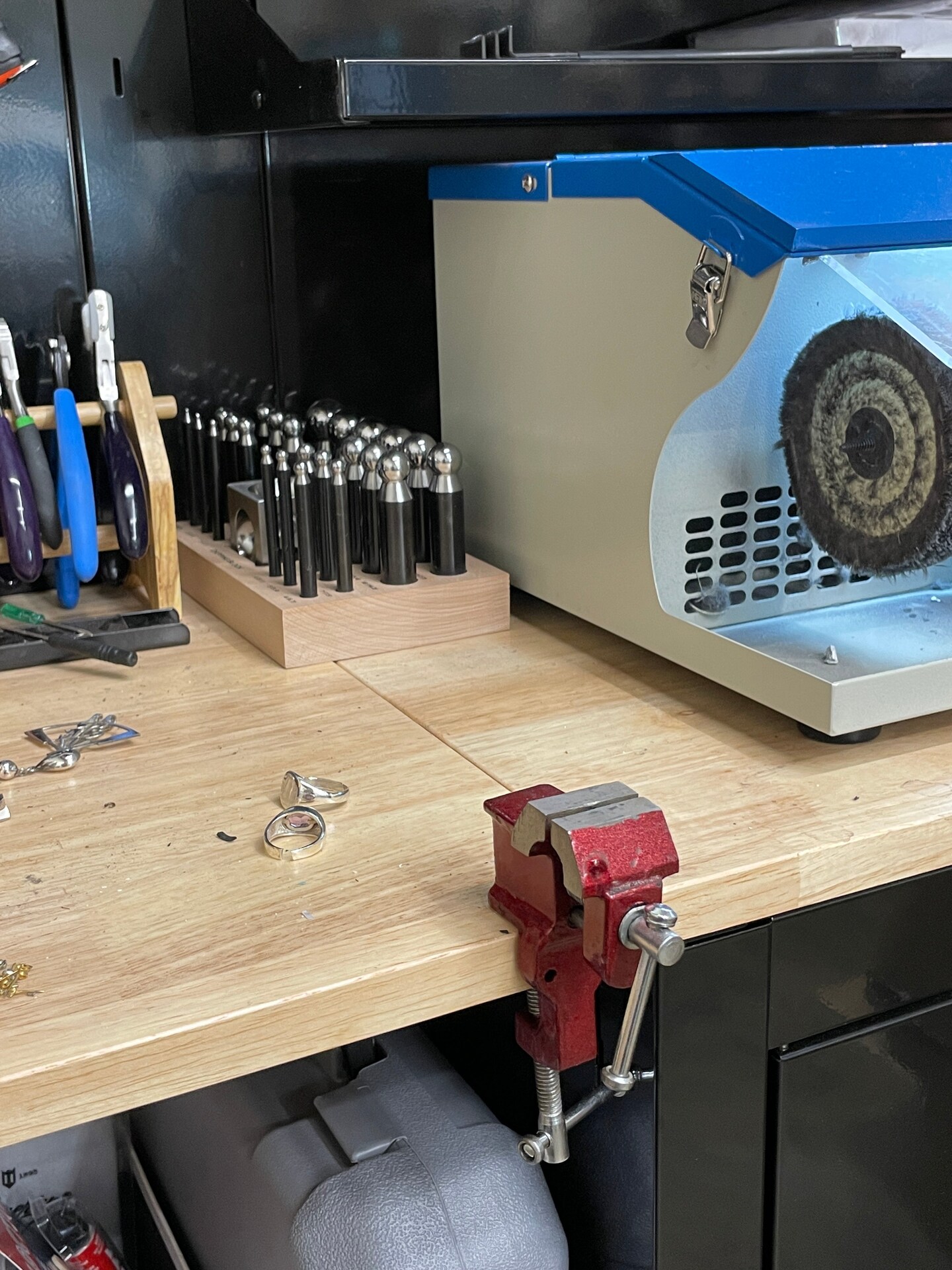 Bench Top Mini Clamp Type Vise Holder w/ 1" Jaws Jewelry Making Tool