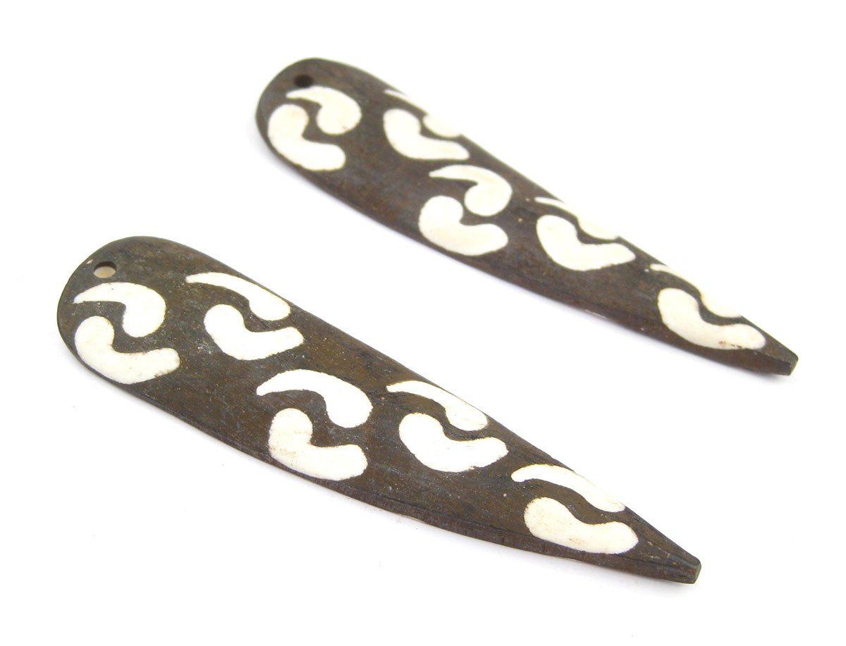 TheBeadChest Whirlwind Batik Bone Feather Pendant Set of 2 5mm Kenya African Black and White Large Hole Handmade